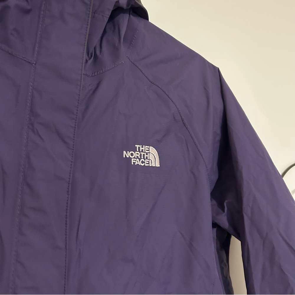 The North Face Purple Lightweight Hyvent DY Hooded Jacket Size Woman’s Small - Picture 4 of 11